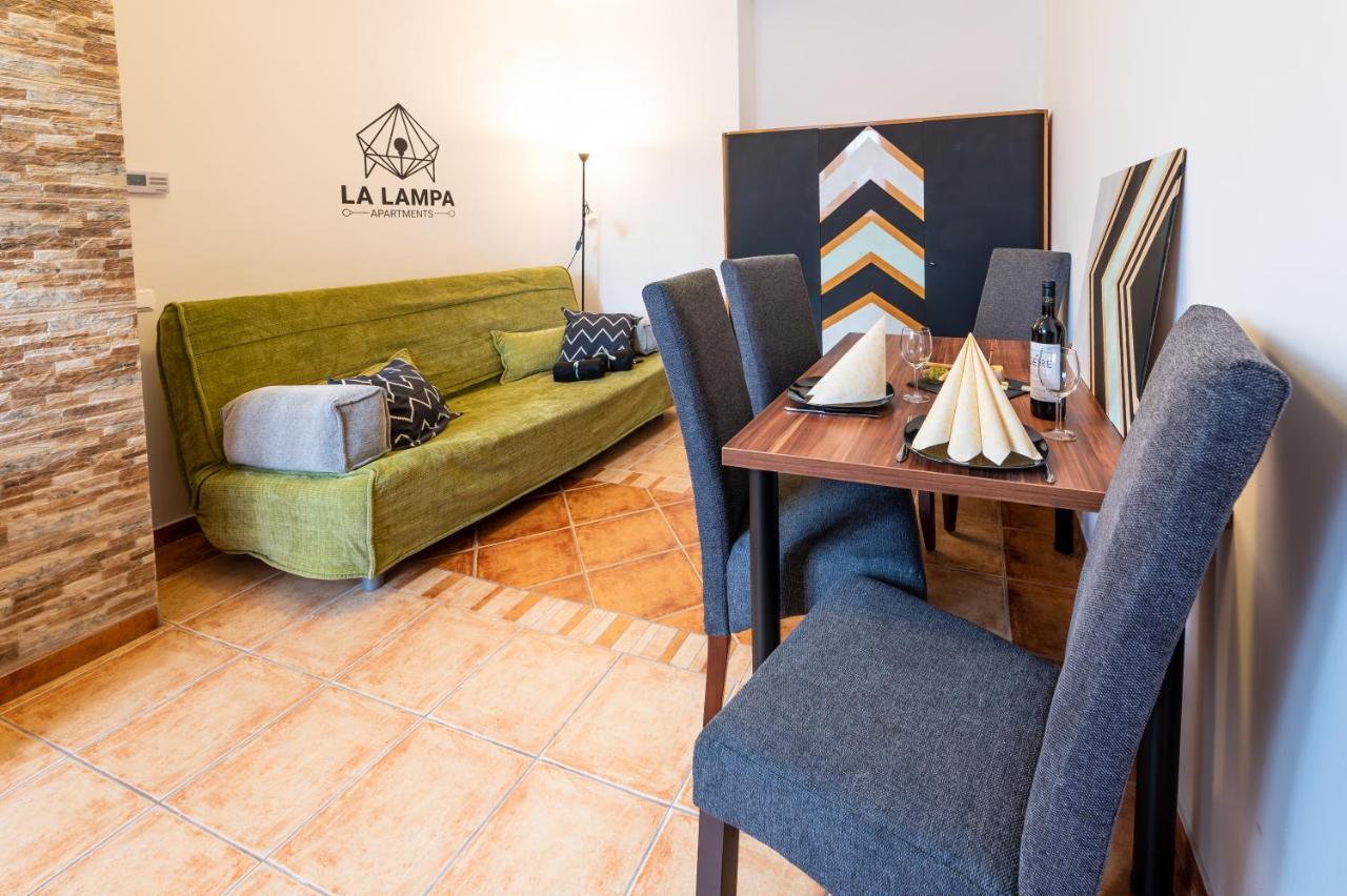 La Lampa Apartments Дебрецен Экстерьер фото
